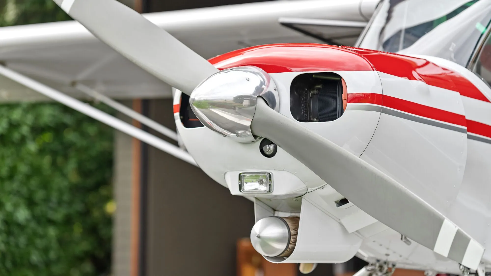 Aircraft nose and cowl detail